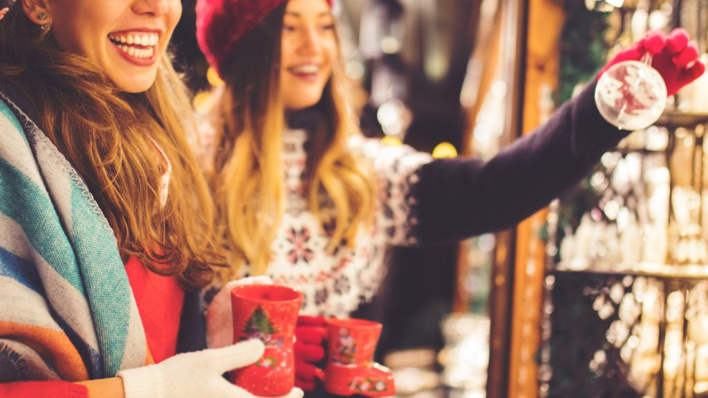 Betoverende Vriendinnenuitjes: Feestdagen vol Liefde